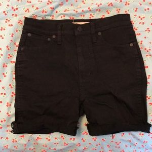 Madewell 10” high rise shorts - Black